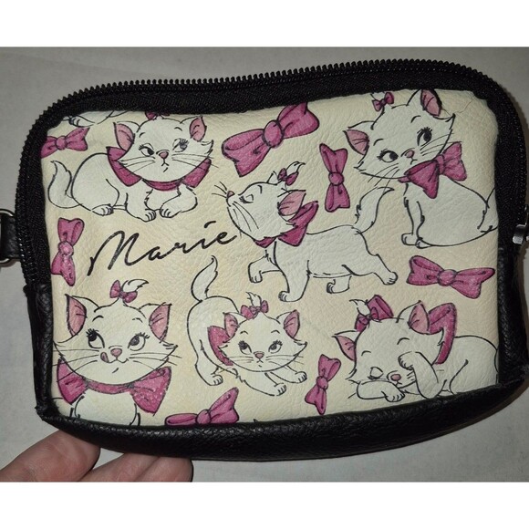 Loungefly Handbags - Disney Aristocats Marie Loungefly Small Double Section Zipper Wristlet Rare